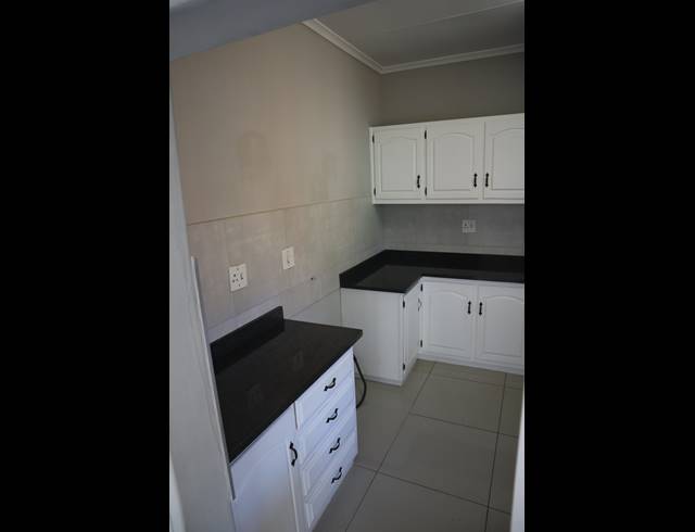 2 BEDROOM SIMPLEX TO LET IN HOWICK NORTH